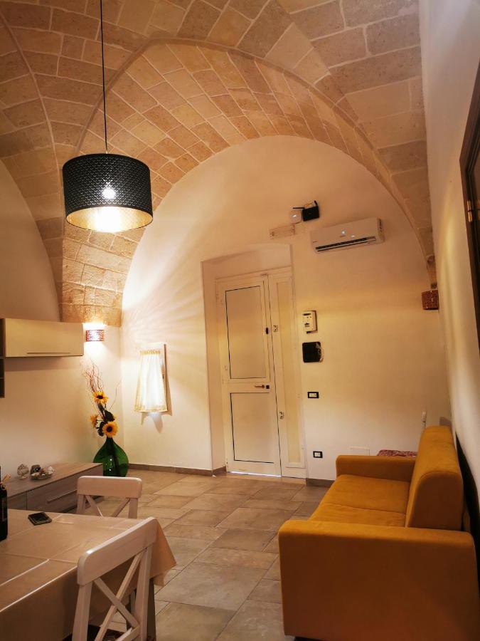 La Vecchia Torre 1920 Apartment กร็อตตาเย ภายนอก รูปภาพ