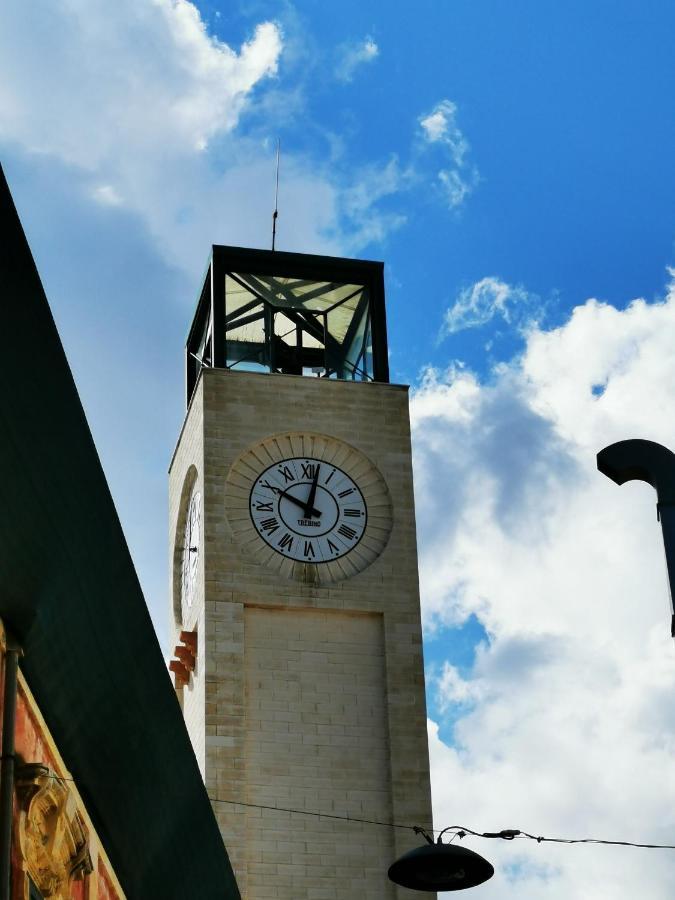 La Vecchia Torre 1920 Apartment กร็อตตาเย ภายนอก รูปภาพ