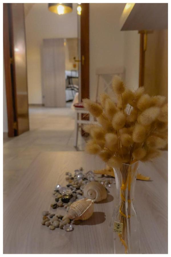 La Vecchia Torre 1920 Apartment กร็อตตาเย ภายนอก รูปภาพ